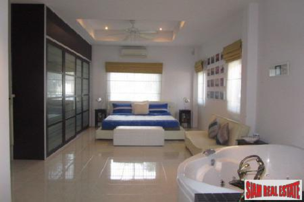 Two-Bedroom Sea View Family Apartment in Rawai Resort-13