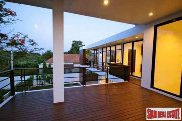 Modern 3-Bedroom Pool Villa at Palai, Chalong-13