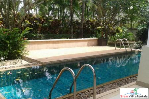 Three-bedroom modern private pool villa in popular Laguna-4
