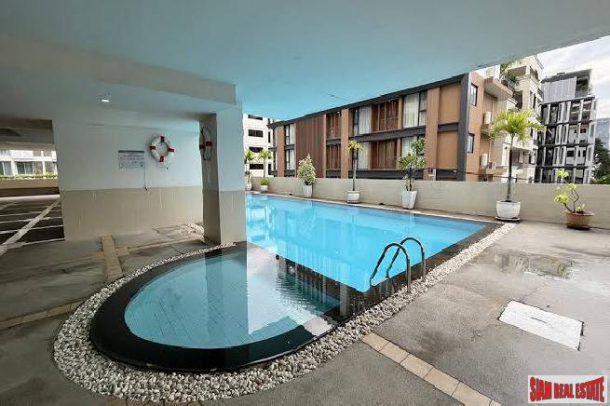 Spacious luxurious two bedroom in Phrom Phong!-20