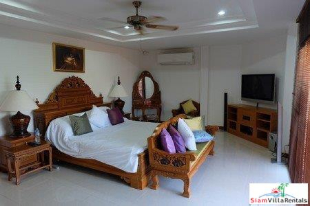 Luxury Five-Bedroom Pool Villa in Rawai-16