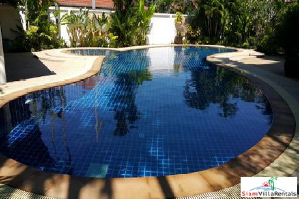 Luxury Five-Bedroom Pool Villa in Rawai-3
