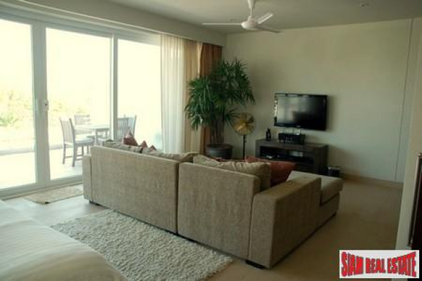 Luxury Two Bedroom Seaview Apartment in a Rawai Resort-4