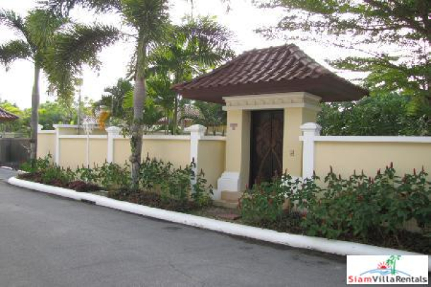 Les Palmares | Modern Two Bedroom Balinese Pool Villa in Bang Tao for Holiday Rental-15