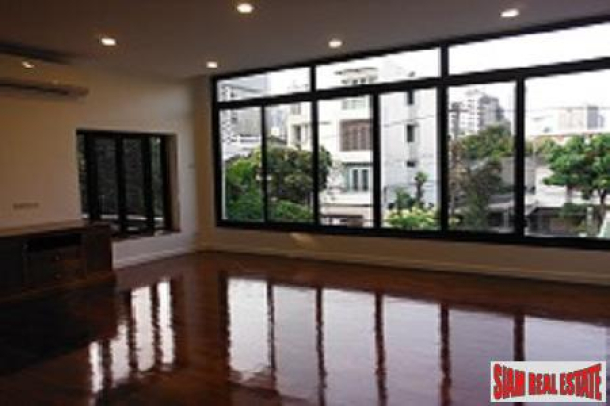 Stunning Six bedroom 600 sqm residence in Soi 26.-10