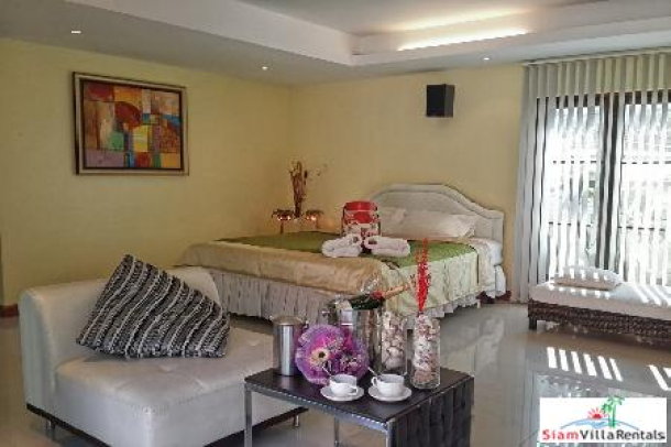 5-Bedroom Well-Appointed Villa in Pattaya-4