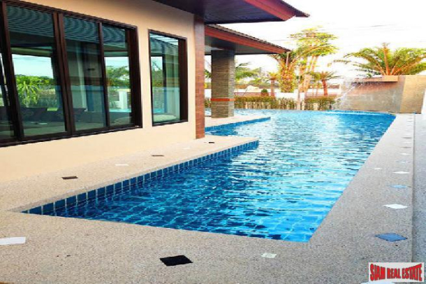 New, Luxury 3-Bedroom Pool Villa in Huay Yai-3