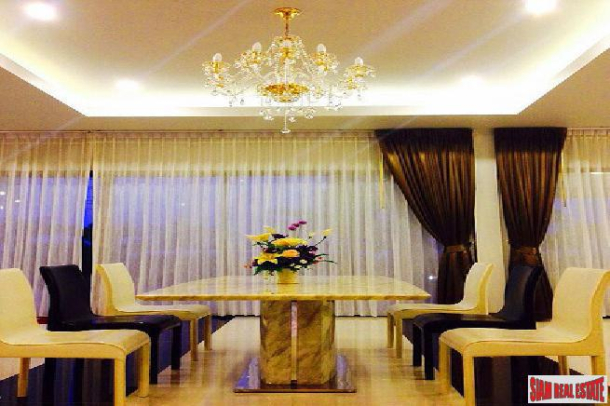 New, Luxury 3-Bedroom Pool Villa in Huay Yai-9