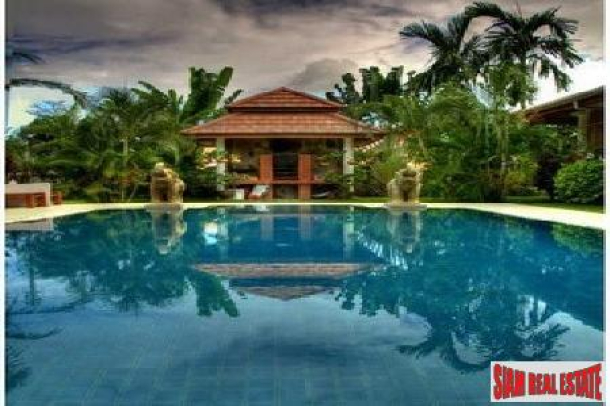 Modern Five Bedroom House with Private Swimming Pool and Large Garden in Rawai-3