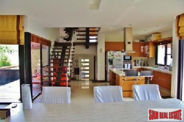 Exclusive Luxury 5-Bedroom Pool Villa in Pattaya-10