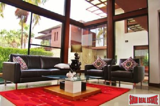 Exclusive Luxury 5-Bedroom Pool Villa in Pattaya-12