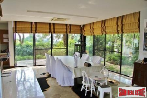 Exclusive Luxury 5-Bedroom Pool Villa in Pattaya-17