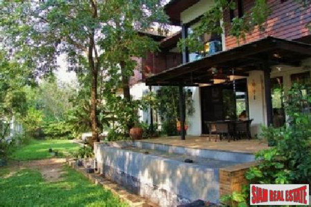 Exclusive Luxury 5-Bedroom Pool Villa in Pattaya-5