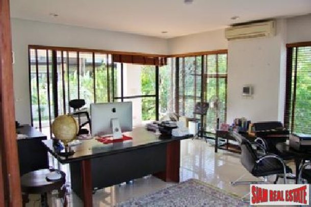 Exclusive Luxury 5-Bedroom Pool Villa in Pattaya-9
