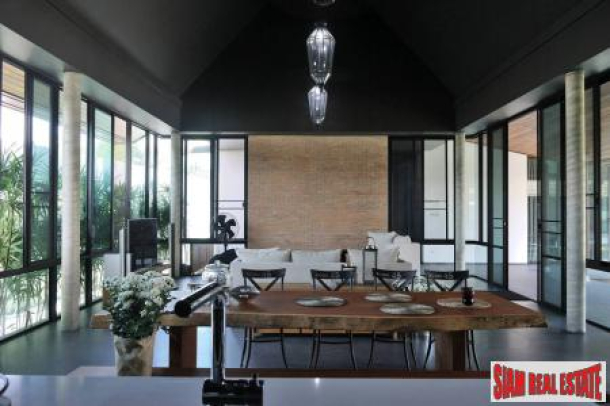 Impressive 4-Bedroom Courtyard Luxury Villa in Koh Kaew-5