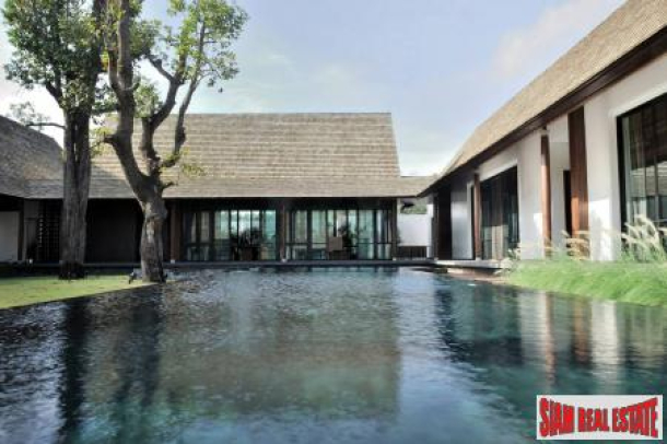 Impressive 4-Bedroom Courtyard Luxury Villa in Koh Kaew-8