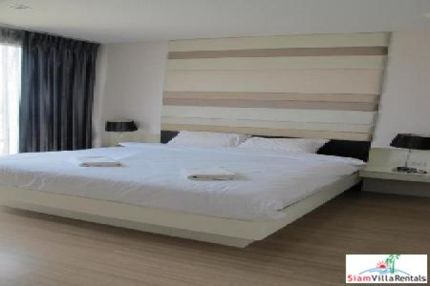Distinctive One-Bedroom Condo in City Center, Pattaya-10