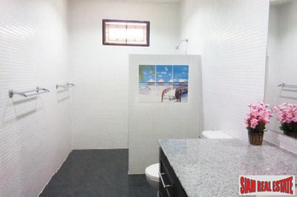 SPACIOUS POOL VILLA RAWAI IN AN EXCLUSIVE AREA CLOSE TO BEACH AND ALL AMENITIES-10