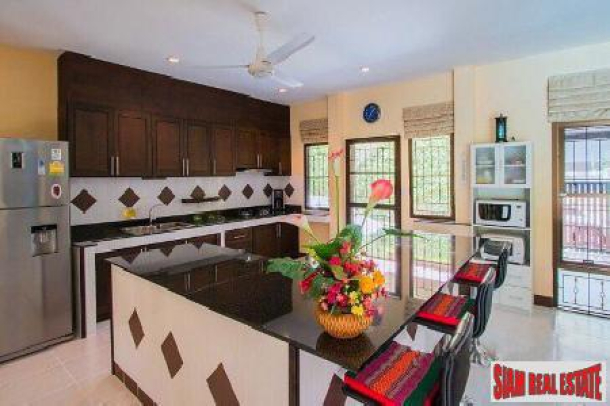 SPACIOUS POOL VILLA RAWAI IN AN EXCLUSIVE AREA CLOSE TO BEACH AND ALL AMENITIES-5