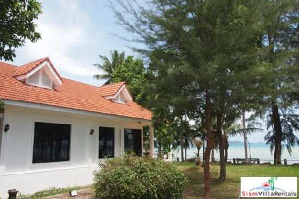 Private, Beachfront 3-Bedroom Villa in Rawai-2