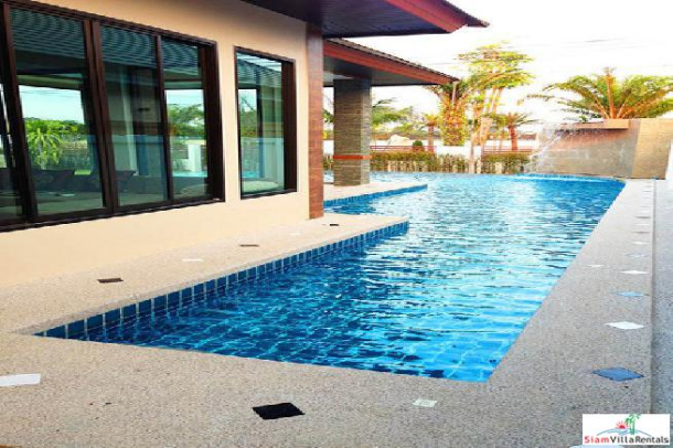 New, Luxury 4-Bedroom Pool Villa in Huay Yai-3