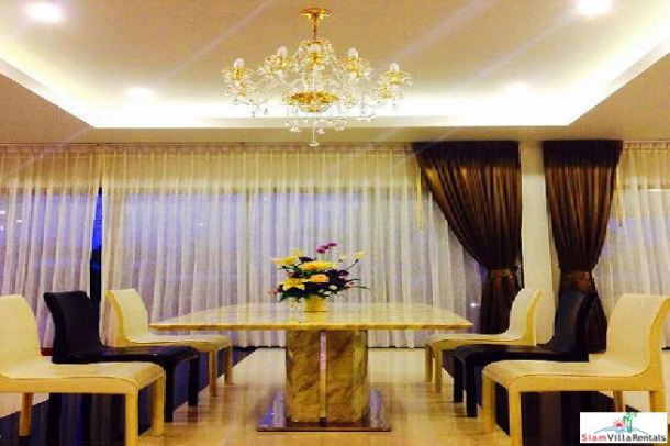 New, Luxury 4-Bedroom Pool Villa in Huay Yai-9