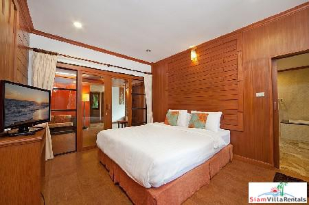Four Bedroom Tropical Modern Bang Tao Pool Villa for Rent-11