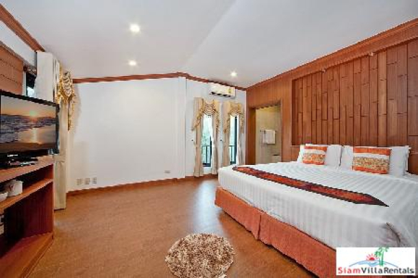 Four Bedroom Tropical Modern Bang Tao Pool Villa for Rent-12