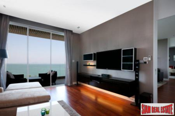 Luxurious 2 Bedrooms Apartment on Wongamat Beach Pattaya-1