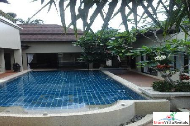 Botanica | Gorgeous Balinese Four Bedroom Pool Villa for Rent in Layan-11