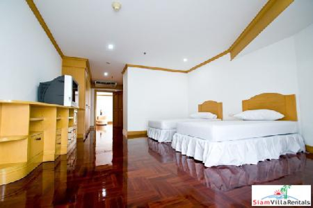 G.M. Tower | Newly Renovated Spacious 4 Bedrooms Unit in Sukhumvit 20 with Large Balcony-6