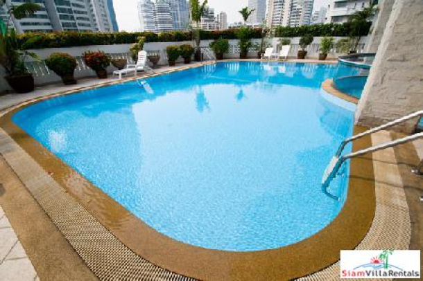 G.M. Tower | Newly Renovated Spacious 4 Bedrooms Unit in Sukhumvit 20 with Large Balcony-9