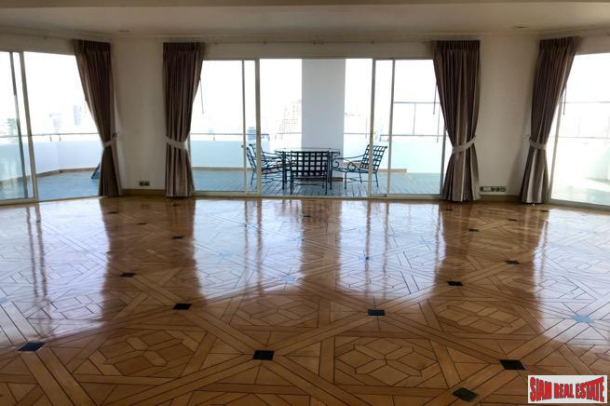 Saichol Mansion | Three Floor Penthouse with Stunning 360 Degree Panoramic View of the Chaopraya River-19