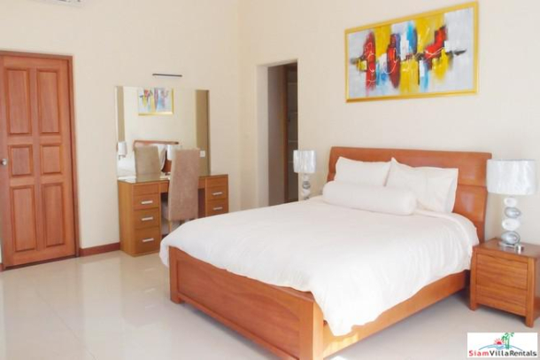 4-Bedroom Pool Villa in Exclusive Estate on Soi Country Club, Pattaya-9