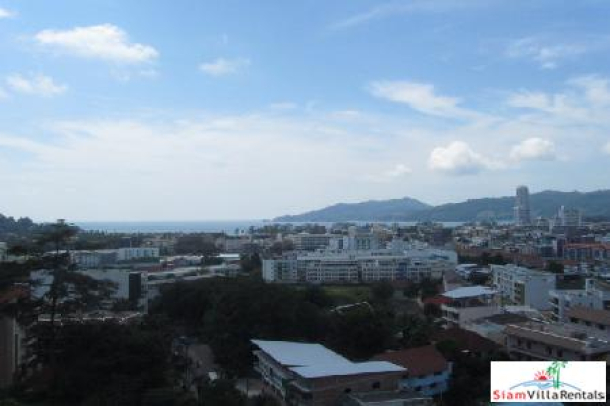 Pool Access 3-Bedroom Apartment in Patong-18