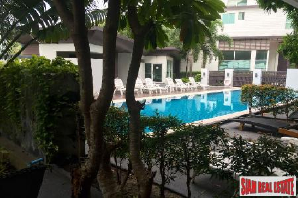 Breezy 1-Bedroom Terrace Apartment in Patong-2