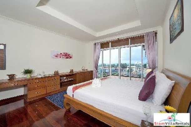 3-Bedroom Villa with Sea View Infinity Pool in Karon-6
