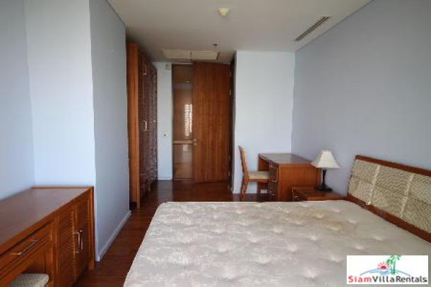 The Lakes | Nicely Decorated Two Bedroom Condo for Rent in Sukhumvit 16-7