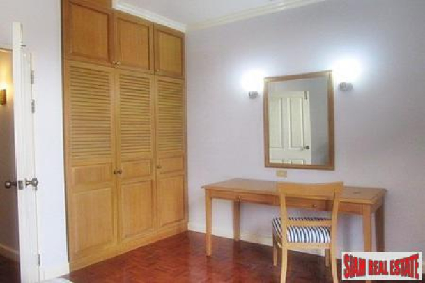 Lovely Colonial-Style 2-Bedroom Townhouse in Boat Lagoon-15