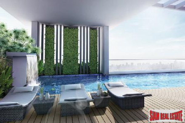 Hot Deal!!! (Down Payment): Luxurious Condo for sale in Sukhumvit Soi 42-6