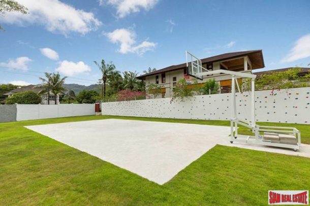 Loch Palm Villa | Luxury and Spacious House for Sale in Kathu-24