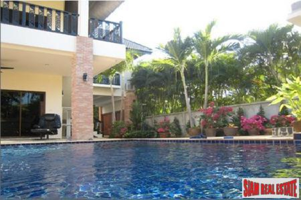 Quality 3 Bed House with Private Pool at Rawai/Nai Harn-11