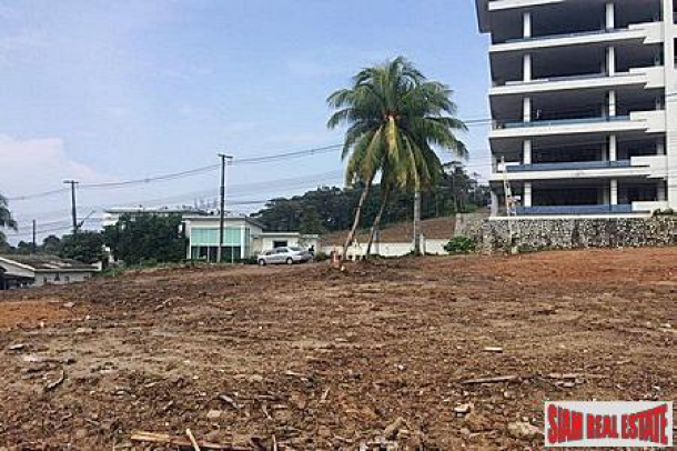 Flat land for sale in Surin Beach-2