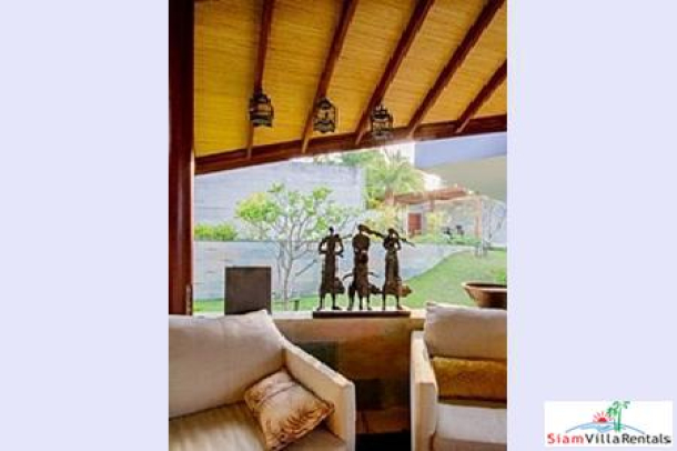 Loch Palm | Seven Bedroom Private Pool House for Holiday Rental in Kathu-9