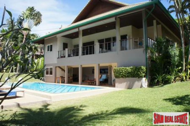 Contemporary Three-Bedroom House with Private Pool for Sale in Nai Harn-1