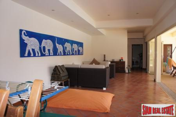 Contemporary Three-Bedroom House with Private Pool for Sale in Nai Harn-3