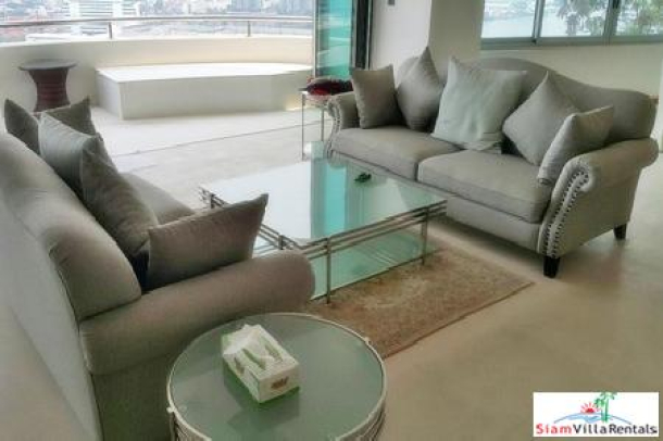 River View Two-Bedroom Modern and Spacious Apartment for Rent in Bangkok-5