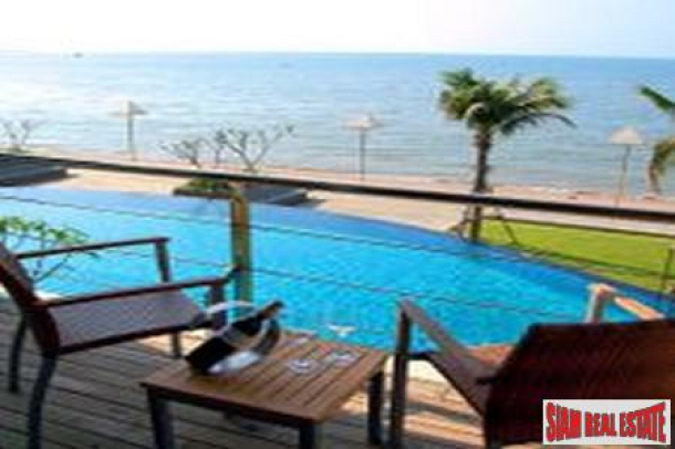 2 Bedroom Absolute Beachfront Luxurious Living in North Pattaya-2