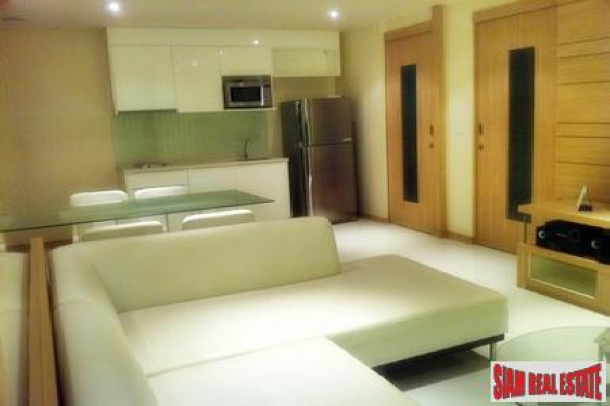 Bay Cliff | Spacious Contemporary  One-Bedroom Condo for Sale in Patong-5