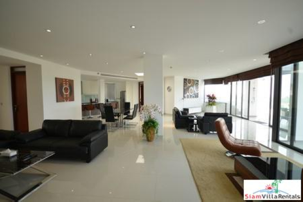 Sea View Elegant and Luxurious Condo for Rent in Surin-7